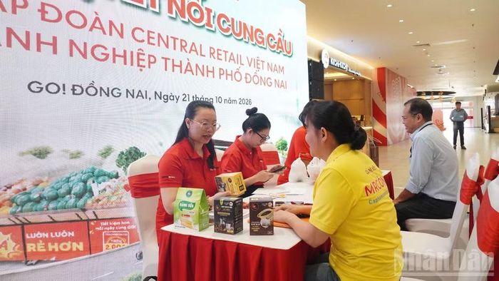Tập đoàn Central Retail Việt Nam tổ chức kết nối cung cầu hàng hóa với các cơ sở tại tỉnh Đồng Nai. (Ảnh: QUANG QUÝ)
