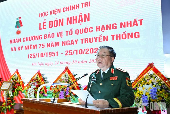  Đại tướng Nguyễn Trọng Nghĩa phát biểu. 
