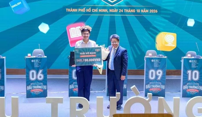Bùi Linh Phúc An giành quán quân cuộc thi "Đấu trường EIU" lần 6. Ảnh: BTC.