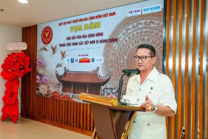 TS Hồ Minh Sơn, Phó Chủ tịch VCCDA, phát biểu đề dẫn.