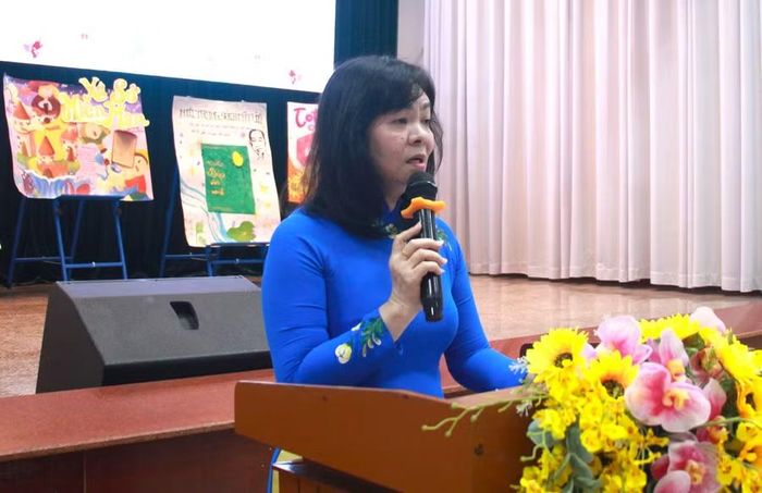 Cô Bùi Thị Bảo Ngọc chia sẻ tại chương trình.