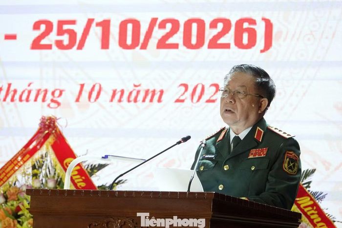 Đại tướng Nguyễn Trọng Nghĩa yêu cầu Học viện tăng cường ứng dụng công nghệ số trong giảng dạy, nghiên cứu và quản trị giáo dục, đào tạo.