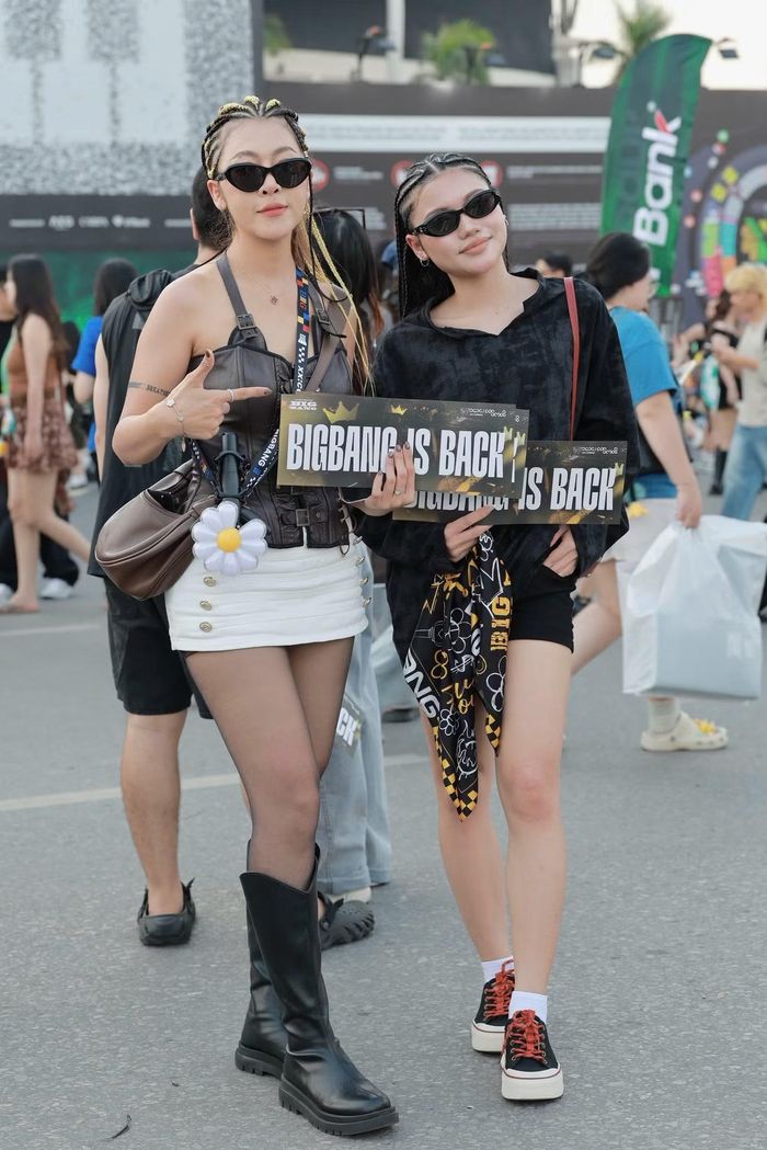 Những khán giả yêu thích Taeyang lại chuộng những món đồ như tank top, jeans/cargo, chất liệu da và phụ kiện bạc.