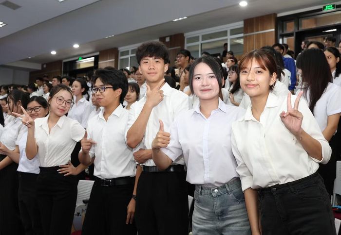 Sinh viên TPHCM nỗ lực phát huy bản lĩnh, trí tuệ trong điều kiện phát triển mới của thành phố, đất nước. Ảnh: Ngô Tùng