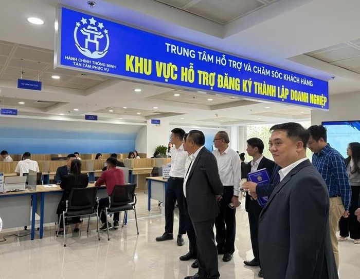 Khu vực hỗ trợ thành lập doanh nghiệp tại Trung tâm Phục vụ hành chính công TP Hà Nội.
