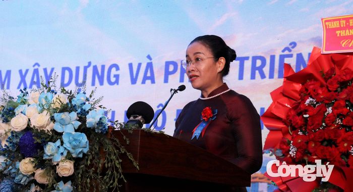 Phó Chủ tịch UBND TP Đà Nẵng Nguyễn Thị Anh Thi phát biểu tại buổi lễ kỷ niệm.