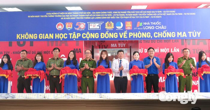 Khánh thành “Không gian học tập cộng đồng về phòng, chống ma túy”.