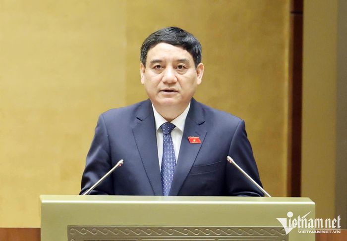 Chủ nhiệm Ủy ban Văn hóa và Xã hội Nguyễn Đắc Vinh: Nghệ sĩ ưu tú, nghệ sĩ nhân dân, nghệ nhân nhân dân, nghệ nhân ưu tú là danh hiệu vinh dự nhà nước, khác với trình độ đào tạo theo pháp luật về giáo dục