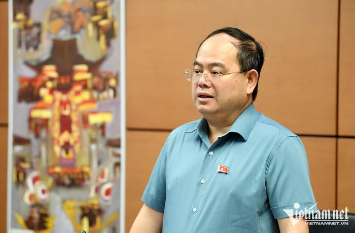 Bí thư Thành ủy Quảng Ninh Quản Minh Cường: Sở Nông nghiệp và Môi trường chỉ có vài cán bộ phụ trách về môi trường, không đủ kỹ sư