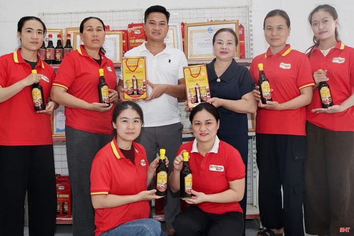 Nước mắm Luận Nghiệp (phường Hải Ninh) và nước mắm Phú Khương (xã Kỳ Xuân) vinh dự lọt vào bảng xếp hạng nước mắm ngon nhất thế giới của Chuyên trang TasteAtlas.