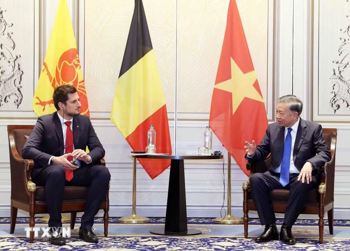 Tổng Bí thư, Chủ tịch nước Tô Lâm tiếp Bộ trưởng, Thủ hiến vùng Wallonie, ông Adrien Dolimont. (Ảnh: Thống Nhất/TTXVN)