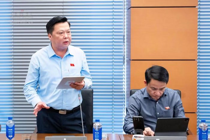 Đại biểu Phạm Hùng Thắng (Đoàn ĐBQH tỉnh Ninh Bình). (Ảnh: QH)
