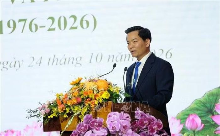 Tiến sĩ Mai Minh Nhật, Hiệu trưởng Trường Đại học Đà Lạt đọc diễn văn tại lễ kỷ niệm.