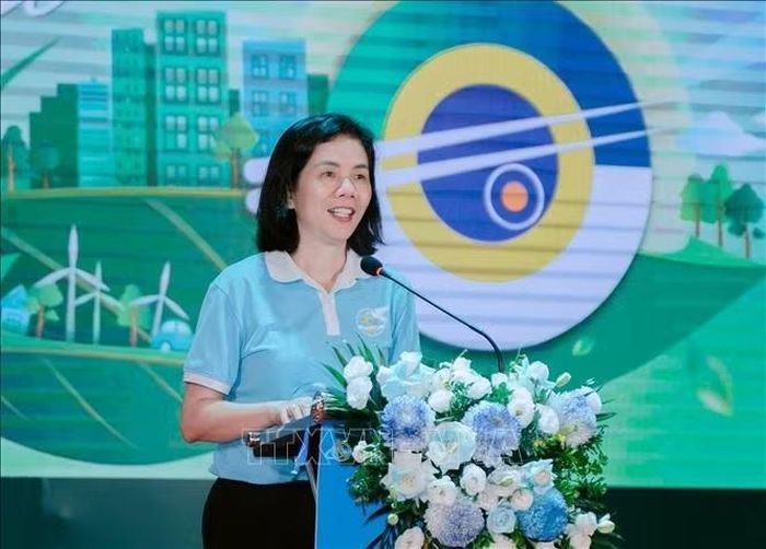 Phó Chủ tịch Hội Liên hiệp Phụ nữ Việt Nam Nguyễn Thị Minh Hương phát biểu chỉ đạo tại sự kiện.