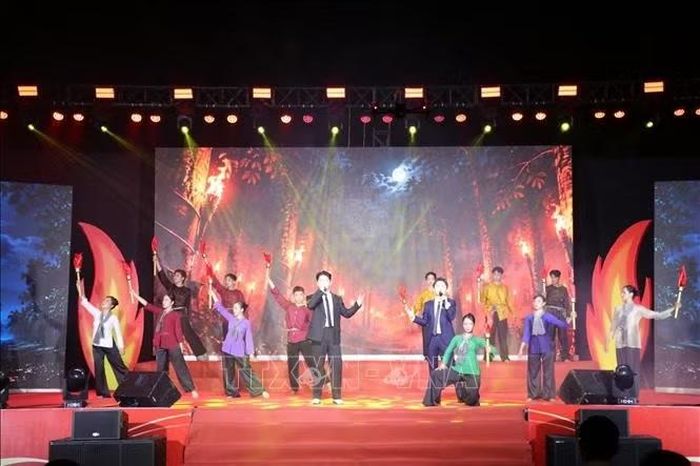 Tiết mục nghệ thuật trong chương trình.