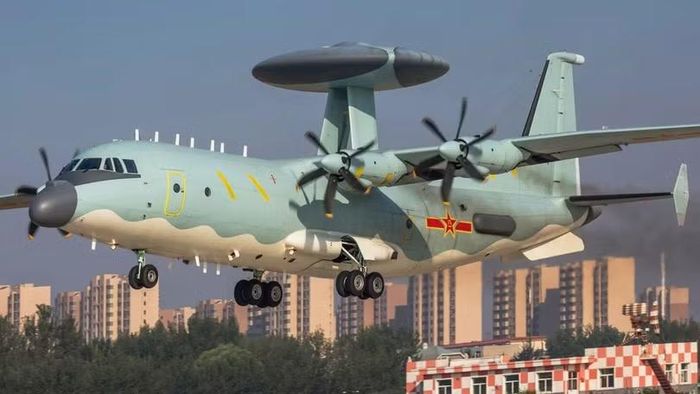 Hệ thống cảnh báo sớm và kiểm soát trên không KJ-500 của Trung Quốc. Ảnh: Weibo.
