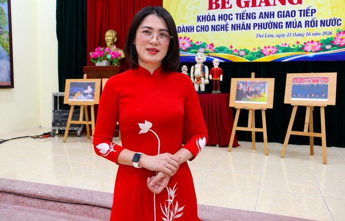 Cô giáo Nghiêm Xuân Thảo, Phó Hiệu trưởng Trường Tiểu học và THCS Thụy Lâm, xã Thư Lâm, TP Hà Nội.