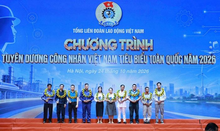 10 công nhân tiêu biểu được tuyên dương