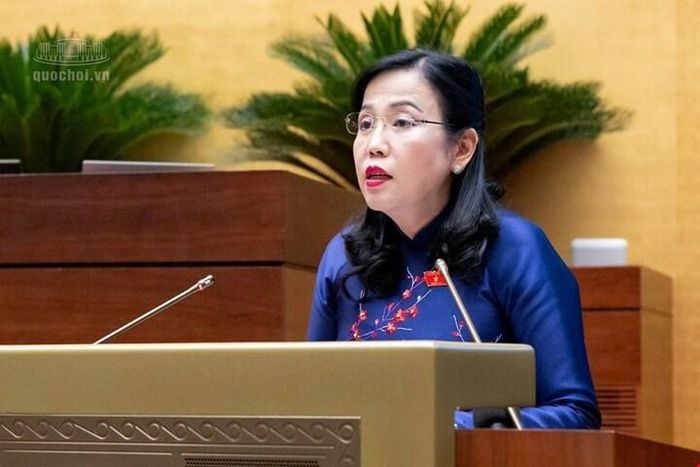 Chủ nhiệm Ủy ban Khoa học, Công nghệ và Môi trường Nguyễn Thanh Hải trình bày Báo cáo thẩm tra về dự án Luật Tài nguyên, môi trường biển và hải đảo (sửa đổi).