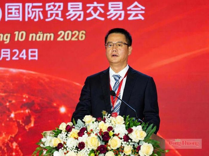 Ông Châu Khai Cử, Ủy viên Ban Thường vụ Châu ủy, Phó Châu trưởng Chính quyền nhân dân châu Văn Sơn, tỉnh Vân Nam (Trung Quốc). Ảnh: Minh Đức
