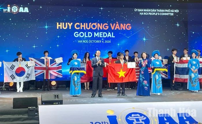 Vượt qua những thử thách, áp lực, Nguyễn Quang Dũng đã đoạt Huy chương Vàng tại Olympic Thiên văn và Vật lý thiên văn quốc tế 2026.