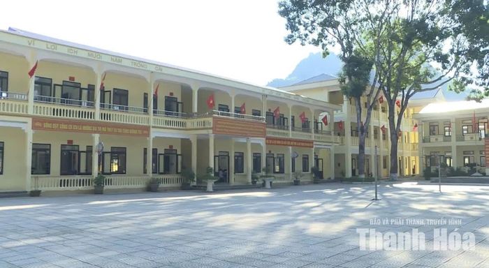 Trường THCS Cẩm Thủy 2 (xã Cẩm Thủy) được đầu tư xây dựng dãy phòng học mới.