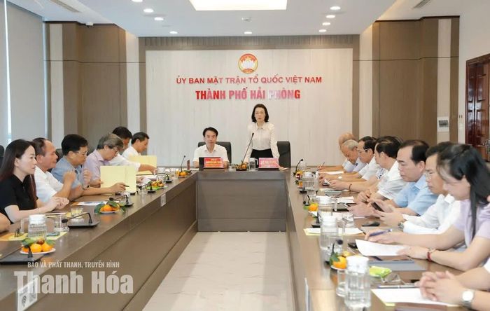 Toàn cảnh hội nghị.