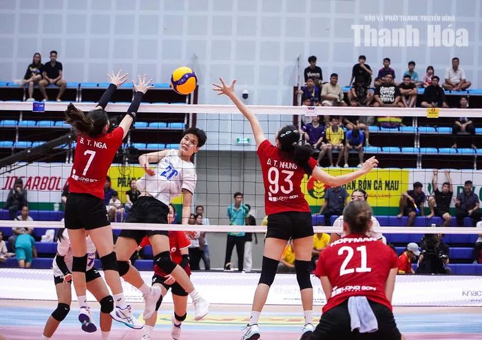 Dù khởi đầu không tốt, nhưng đội bóng xứ Thanh vẫn có được chiến thắng quan trọng nhất của mùa giải.