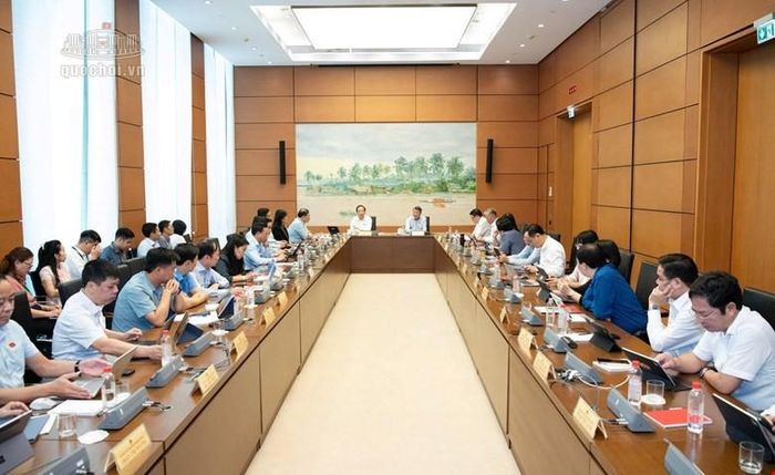 Quang cảnh phiên thảo luận tại Tổ 3. Ảnh: Quochoi.vn