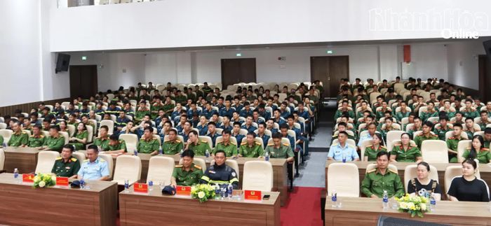 Quang cảnh chương trình.