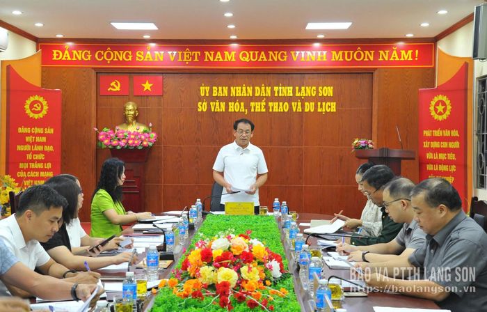 Giám đốc Sở VHTT&DL phát biểu kết luận cuộc họp