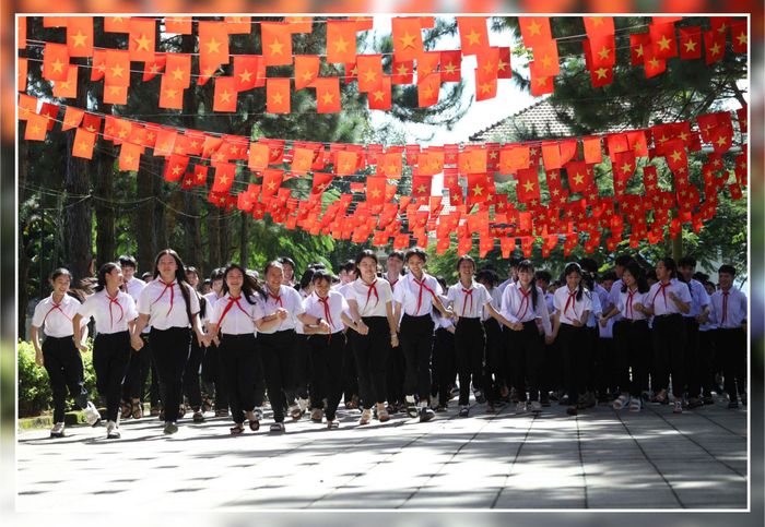 Thế hệ trẻ của những gia đình người Hà Nội tiếp nối hành trình lập nghiệp trên đất Lâm Hà, tỉnh Lâm Đồng