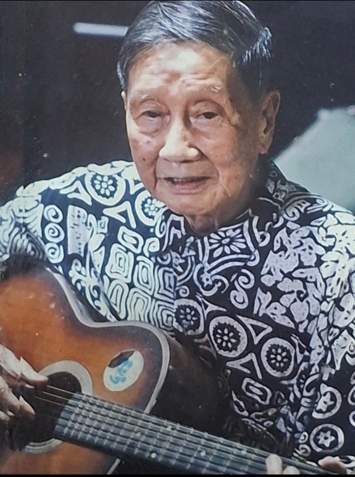Nhạc sĩ Phạm Tuyên