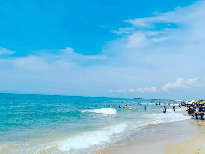 Biển La Gi hấp dẫn du khách bốn phương bởi vẻ đẹp hoang sơ, bình dị