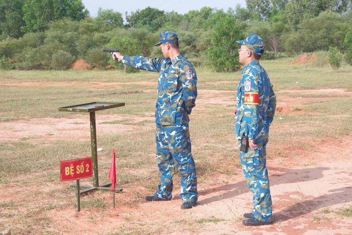 Thực hành bắn súng K54