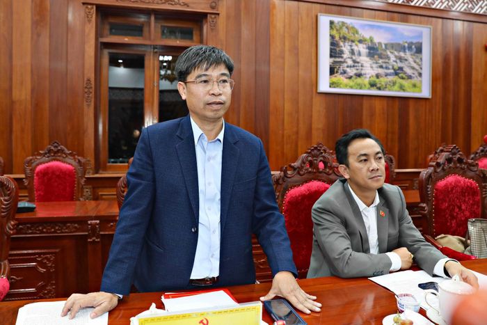 Bí thư Đảng ủy xã Nam Ban Lâm Hà Nguyễn Văn Châu mong muốn TP Hà Nội tiếp tục quan tâm đến đời sống vật chất, tinh thần cho bà con tại địa phương