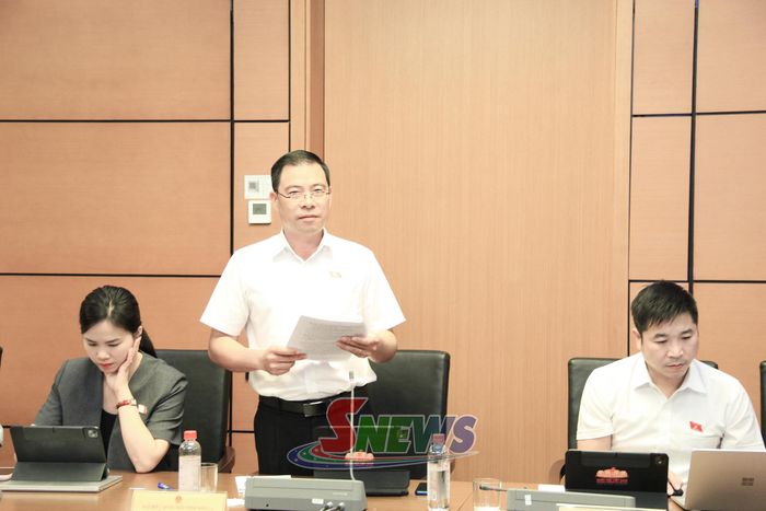 Đại biểu Lò Văn Thọ phát biểu