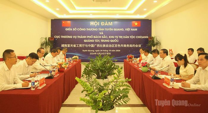 Toàn cảnh hội đàm.