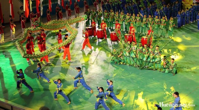  Tổng duyệt cho lễ khai mạc. Ảnh: Nhà hát nghệ thuật ca kịch Huế