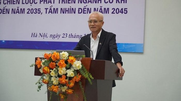 PGS.TS. Nguyễn Chỉ Sáng - Chủ tịch Hiệp hội Doanh nghiệp Cơ khí Việt Nam (VAMI) phát biểu tại Hội thảo.