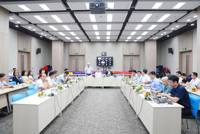 Hội thảo thu hút sự tham gia của đại diện cơ quan quản lý, chủ đầu tư, đơn vị tư vấn, chuyên gia và doanh nghiệp công nghệ.