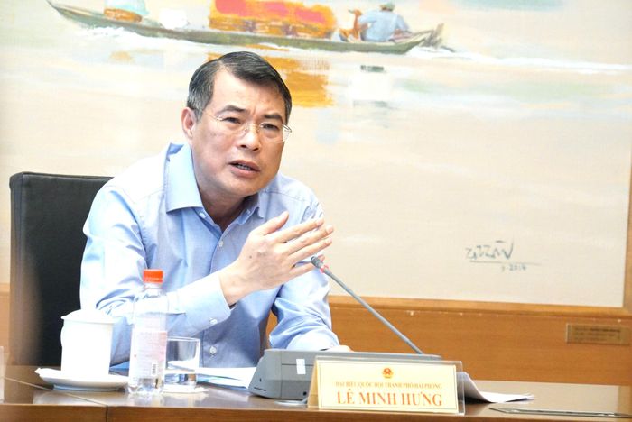 Thủ tướng Lê Minh Hưng phát biểu tại Tổ 3 chiều 24/10 về dự án Luật An toàn thực phẩm (sửa đổi). Ảnh: Văn Duẩn.