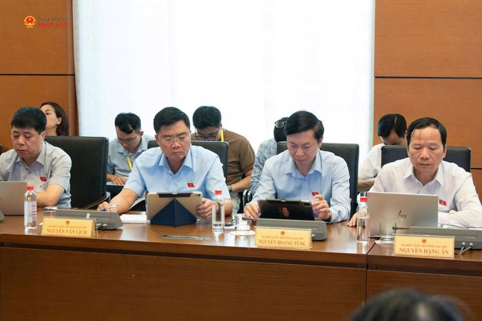Đoàn ĐBQH tỉnh Lạng Sơn tham gia phiên thảo luận