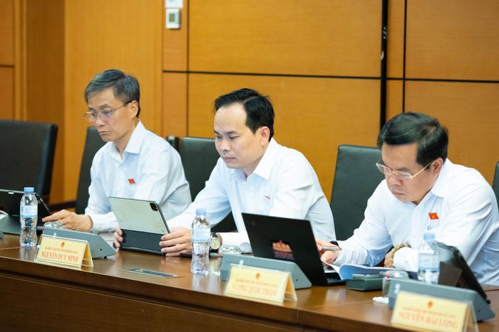 Các đại biểu tham dự phiên thảo luận. Ảnh: Xuân Quý