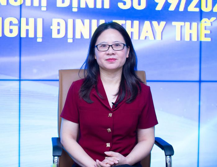 Phó Cục trưởng Cục Đăng ký giao dịch bảo đảm và Bồi thường nhà nước Nguyễn Thị Thu Hằng phát biểu tại Talkshow. Ảnh: Xuân Quý