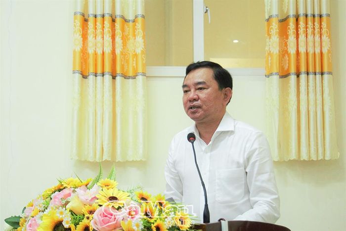 Trưởng Ban Tổ chức Tỉnh uỷ Phan Thanh Duy phát biểu tại hội nghị, mong muốn đồng chí Lê Bình Nguyên tiếp tục phát huy năng lực, kinh nghiệm trên vị trí công tác mới.