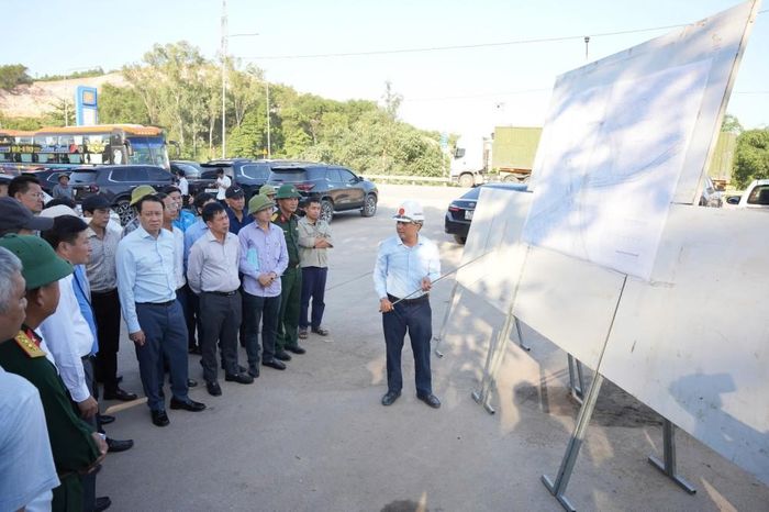 Cao tốc Cam Lộ - La Sơn tăng tốc thi công, bảo đảm tiến độ và kết nối giao thông bền vững.