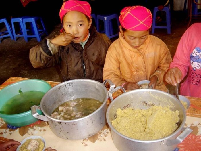 Món mèn mén vẫn được thưởng thức hàng ngày. (Ảnh: Asia Travel)