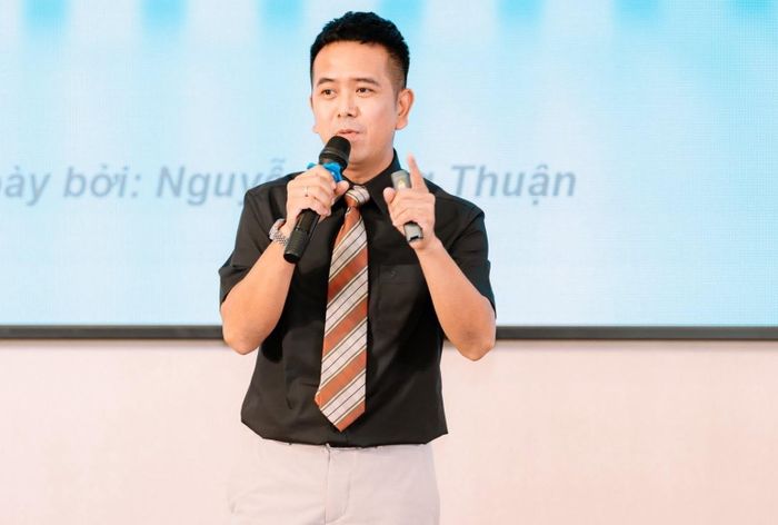 Hùng Thuận thành công ở mảng kinh doanh bất động sản.