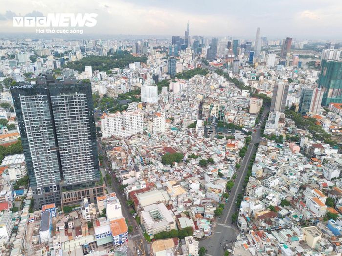 TP.HCM quy định thời gian xây dựng cao nhất là 11 năm với dự án nhà ở cao tầng có quy mô từ 1,2 triệu m² sàn xây dựng trở lên. (Ảnh: H. Linh)